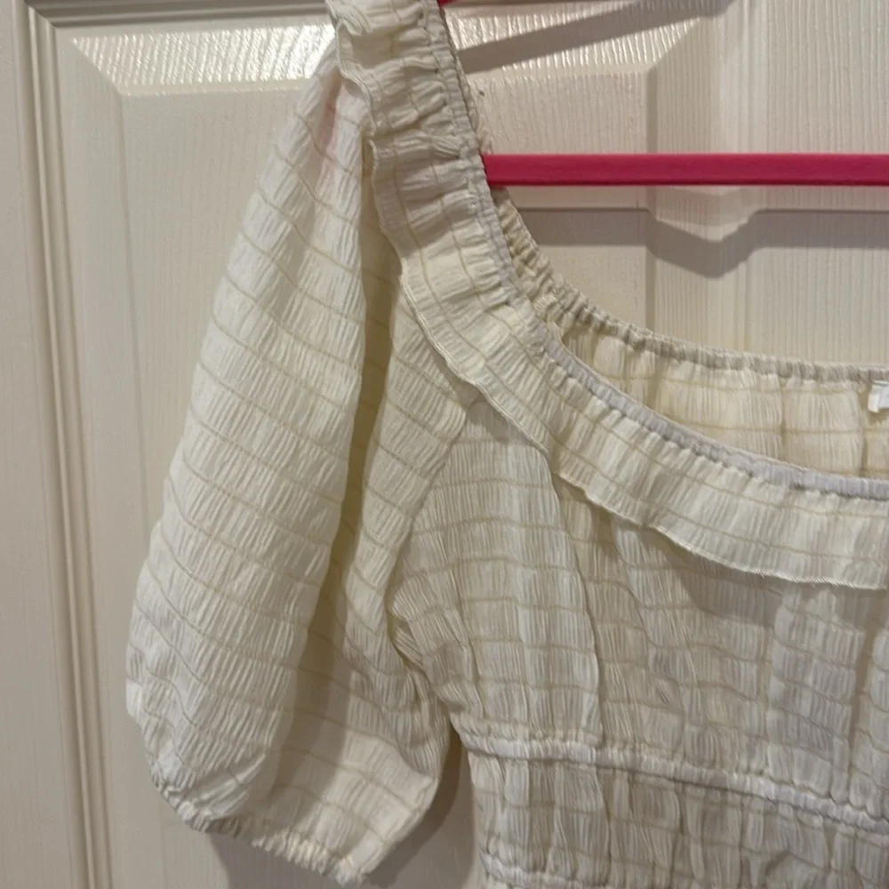 Lush cream cropped top, medium - Picture 6 of 9